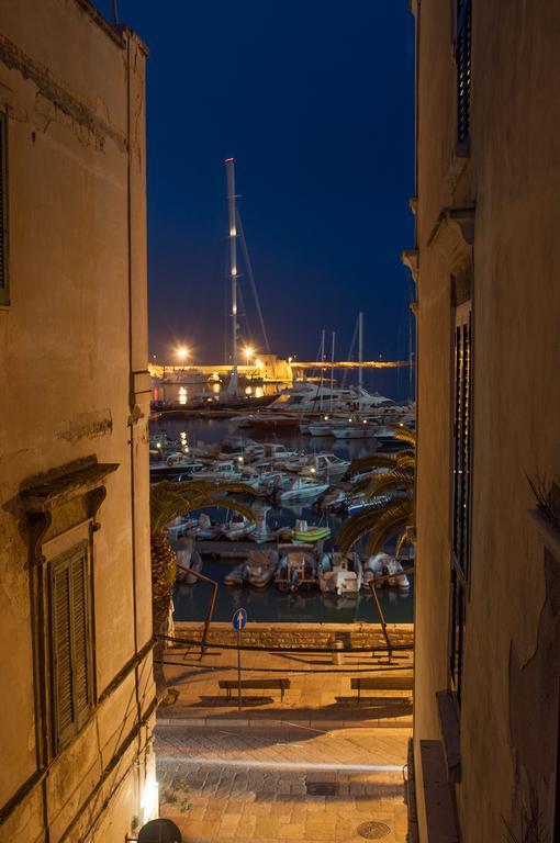 B&B Al Vico Trani Exterior foto